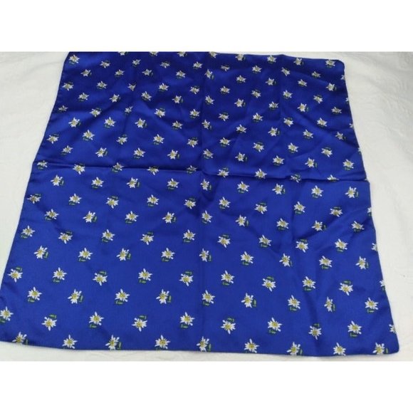 Blue with daisies print by Watersilk made in Italy scarf 22.5" - Picture 2 of 6